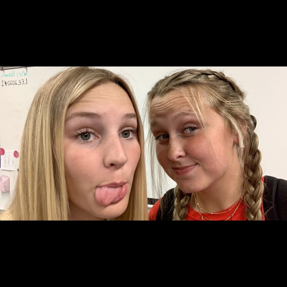 Meet your Posher, Leah